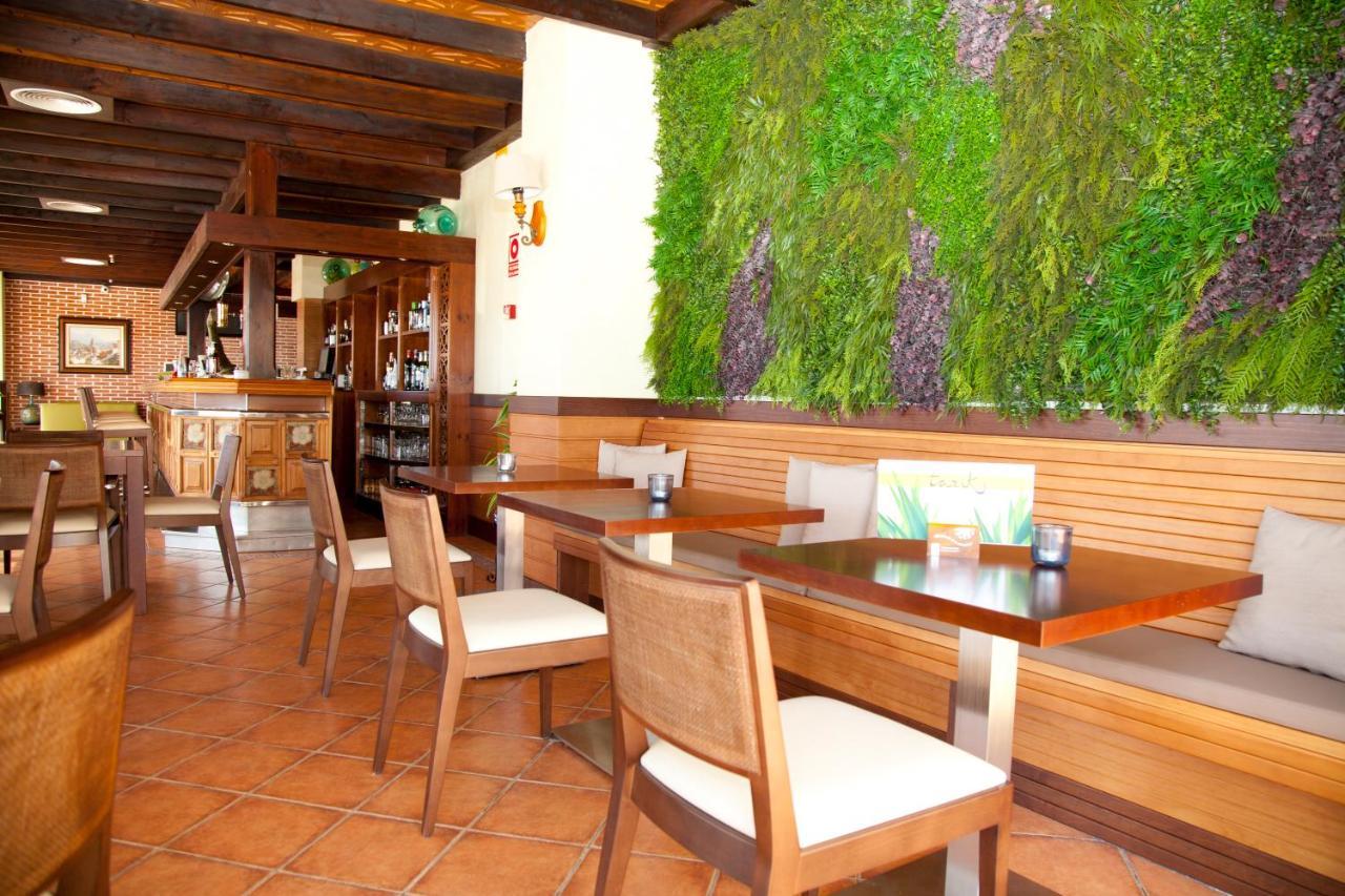Hotel Tarik Torremolinos Exterior photo