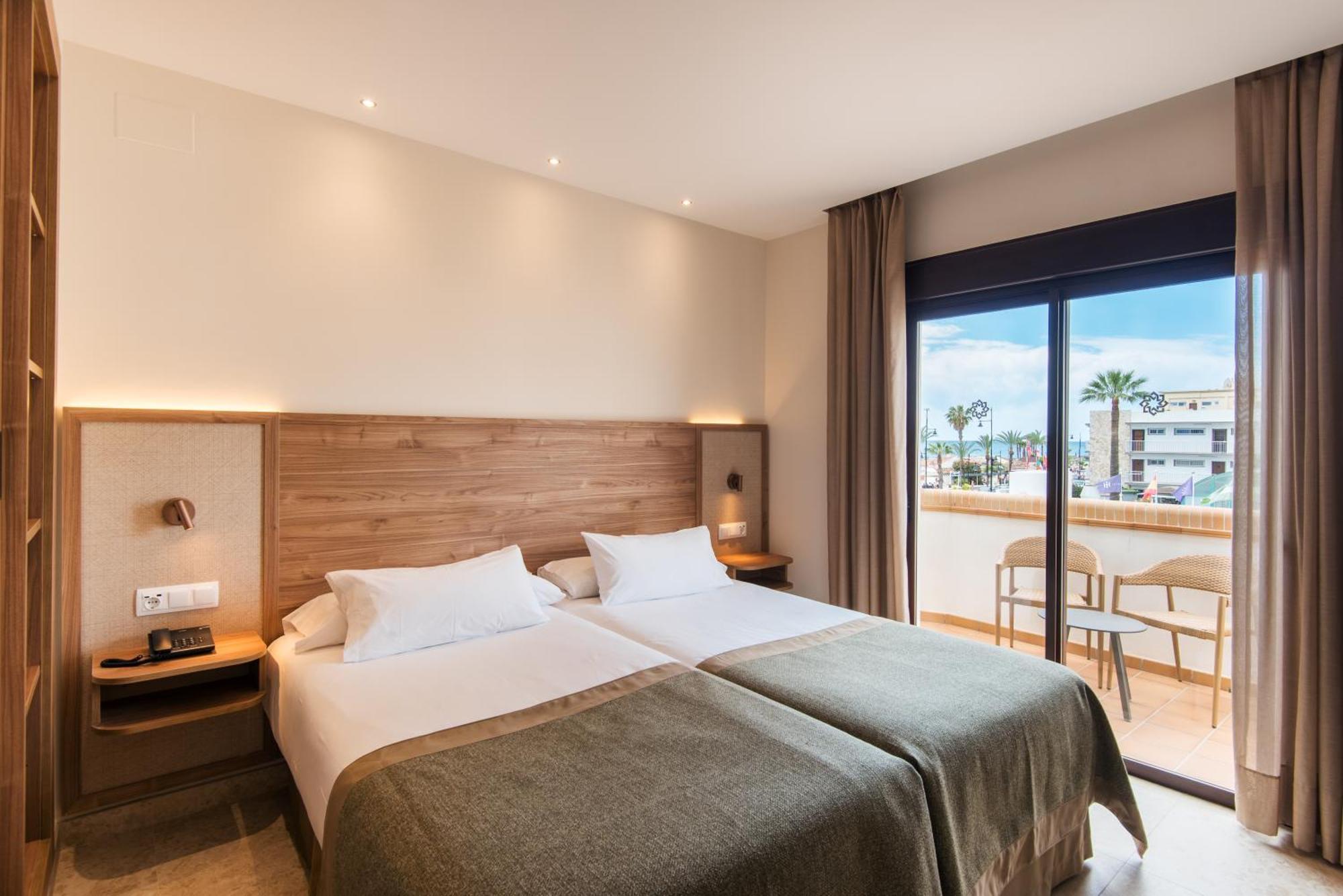 Hotel Tarik Torremolinos Exterior photo